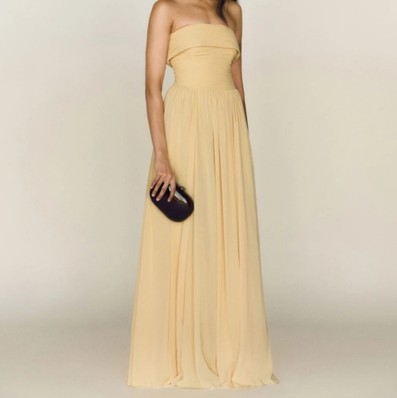Reformation Cecilie Dress Size 2 Parmesan